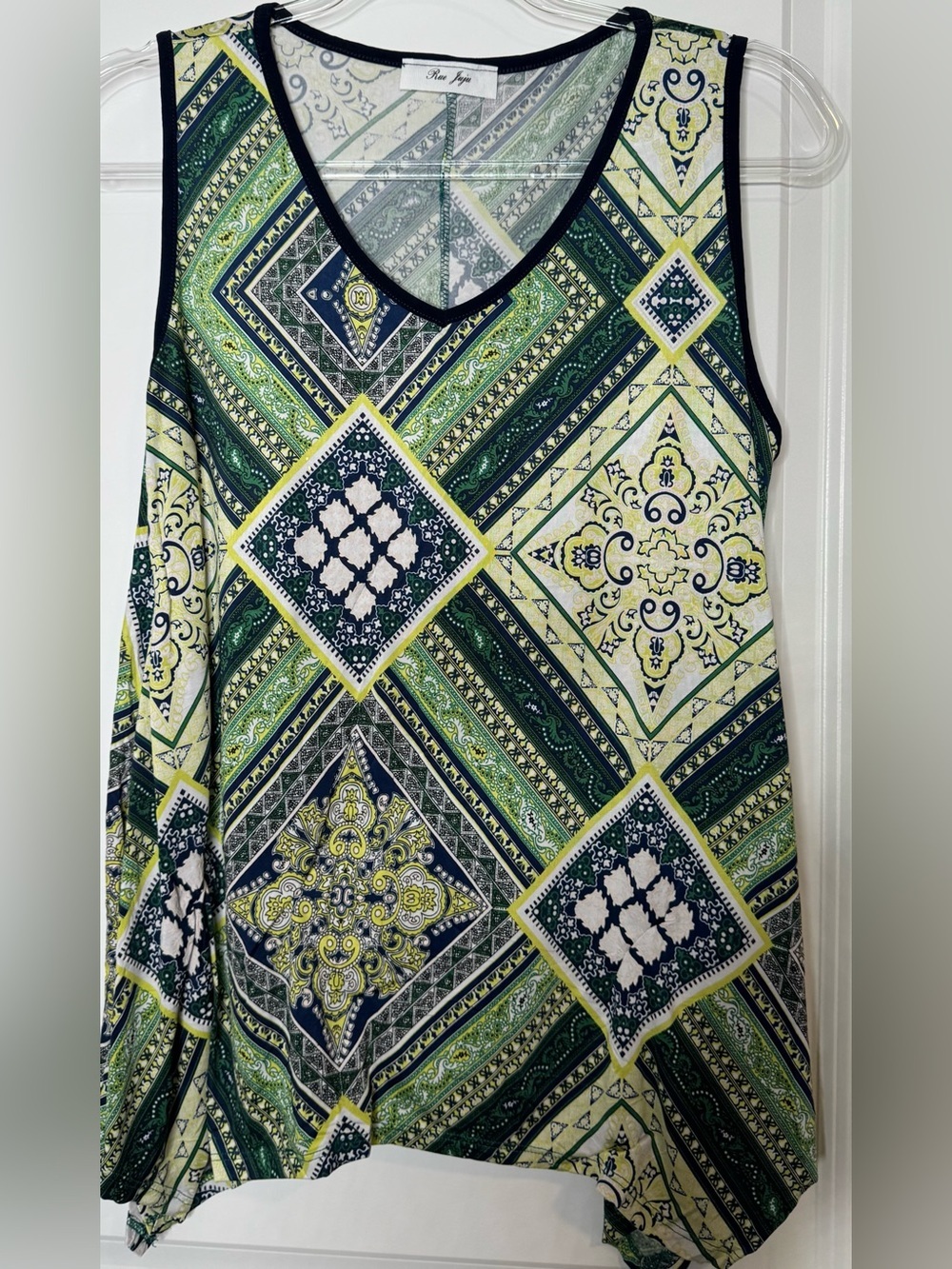 Green Printed mosaic Sleeveless Tank Top vibrant stretch sz xl